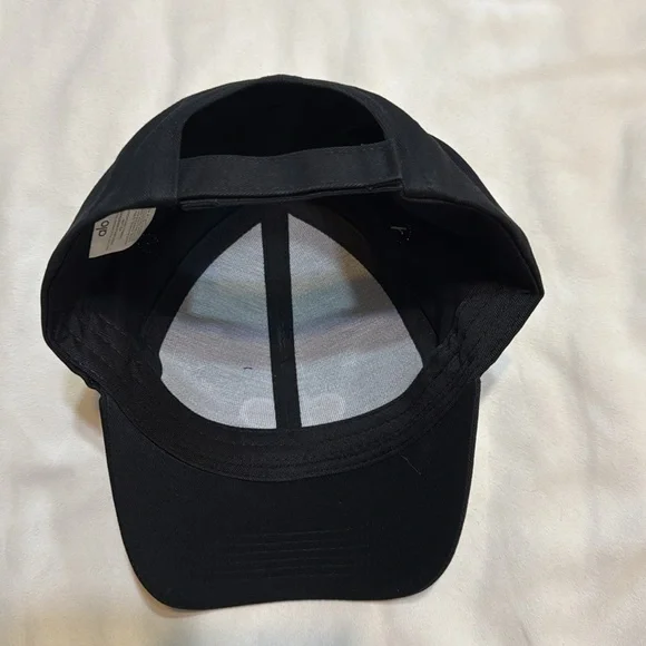LAST ONE🔥 Alo Yoga hat Unisex - Picture 2 of 4